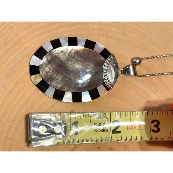 Sterling Silver Abalone Pendant on Sterling Silver 16” Chain - Picture 6 of 8